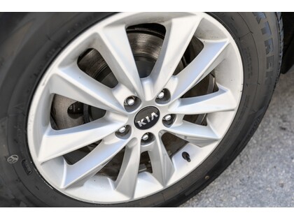 used 2019 Kia Sorento car, priced at $22,988