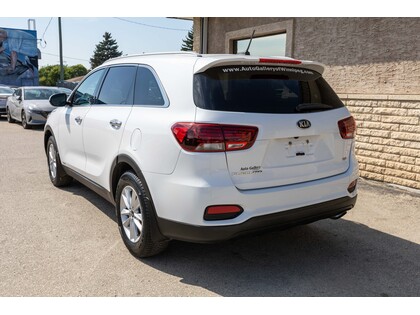 used 2019 Kia Sorento car, priced at $22,988