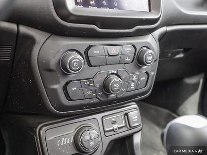 used 2022 Jeep Renegade car, priced at $25,900