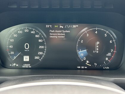 used 2018 Volvo XC90 car, priced at $31,994
