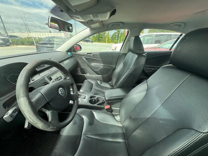 used 2010 Volkswagen Passat car
