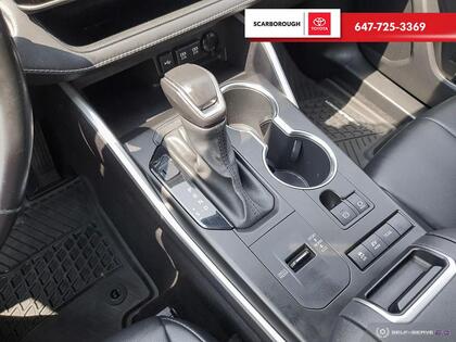 used 2020 Toyota Highlander car, priced at $34,995