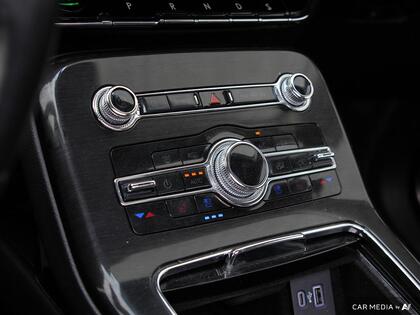 used 2022 Lincoln Nautilus car, priced at $39,050