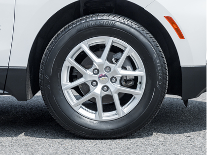 used 2022 Chevrolet Equinox car, priced at $22,993