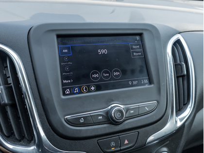 used 2022 Chevrolet Equinox car, priced at $22,993