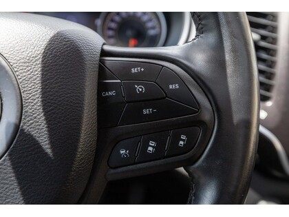 used 2021 Jeep Cherokee car, priced at $31,888