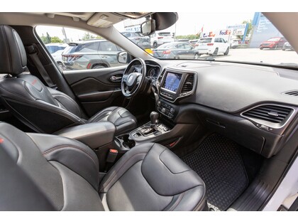 used 2021 Jeep Cherokee car, priced at $31,888