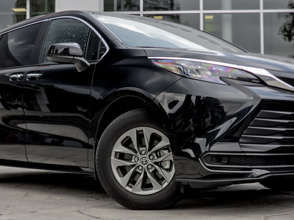 used 2025 Toyota Sienna car, priced at $64,995