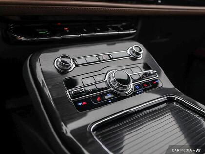 used 2022 Lincoln Nautilus car, priced at $39,980