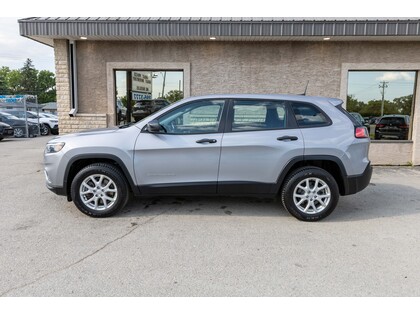 used 2021 Jeep Cherokee car, priced at $26,997