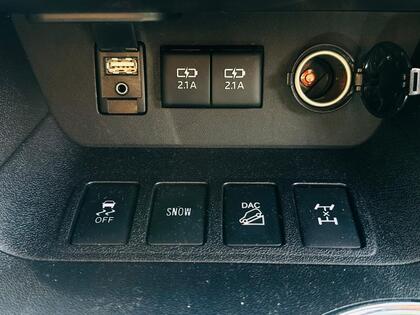 used 2018 Toyota Highlander car, priced at $35,995