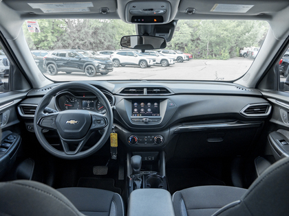 used 2023 Chevrolet TrailBlazer car, priced at $23,493