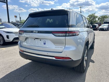 used 2022 Jeep Grand Cherokee car, priced at $46,999
