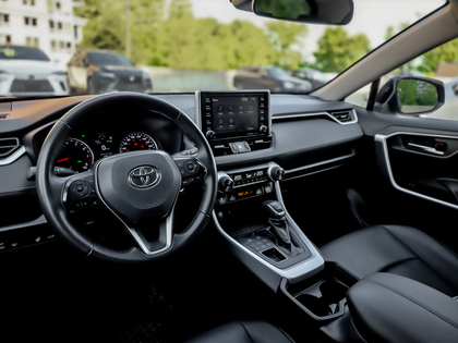 used 2021 Toyota RAV4 car, priced at $30,995