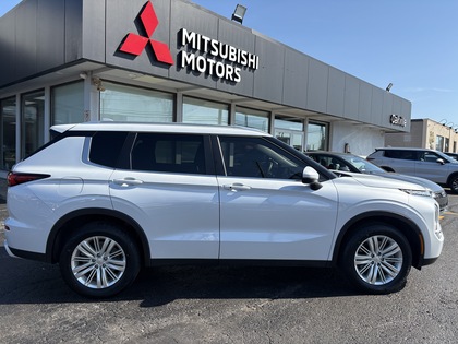 used 2024 Mitsubishi Outlander car, priced at $32,950