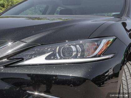 used 2023 Lexus ES car, priced at $48,900