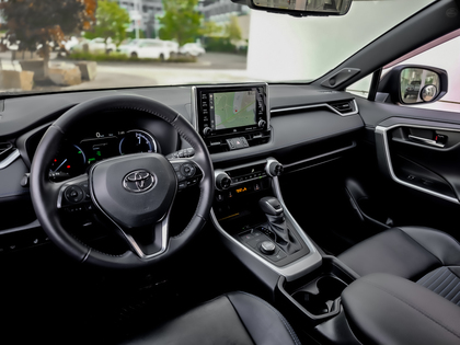 used 2021 Toyota RAV4 car, priced at $39,995