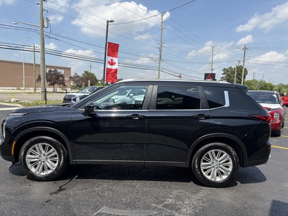 used 2024 Mitsubishi Outlander car, priced at $35,950
