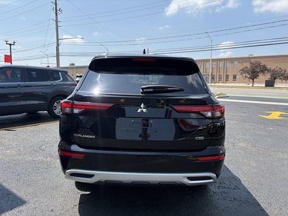 used 2024 Mitsubishi Outlander car, priced at $35,950