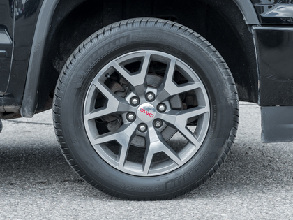 used 2018 GMC Sierra 1500 car, priced at $34,993