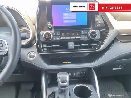 used 2024 Toyota Highlander car, priced at $56,995
