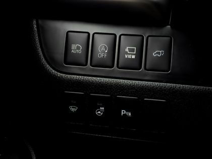 used 2018 Toyota Highlander car
