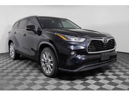 used 2023 Toyota Highlander car, priced at $55,998