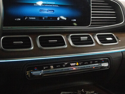 used 2022 Mercedes-Benz GLE car, priced at $57,900