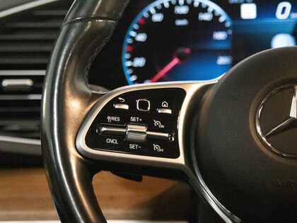 used 2022 Mercedes-Benz GLE car, priced at $57,900