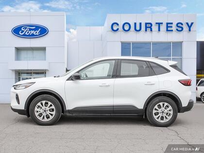 used 2025 Ford Escape car, priced at $31,999