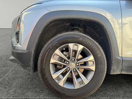 used 2025 Chevrolet Equinox car, priced at $35,495