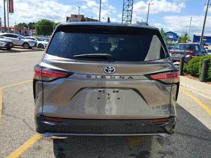 used 2022 Toyota Sienna car, priced at $47,995