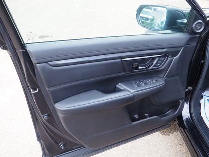 used 2020 Honda CR-V car, priced at $32,900