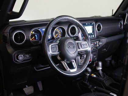 used 2018 Jeep Wrangler Unlimited car, priced at $31,900