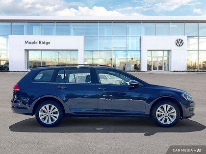 used 2017 Volkswagen Golf SportWagen car, priced at $15,164