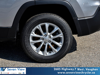 used 2020 Jeep Cherokee car, priced at $27,510
