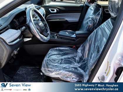 used 2025 Jeep Compass car, priced at $37,410