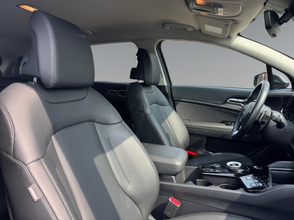 used 2024 Kia Sportage Hybrid car, priced at $37,998