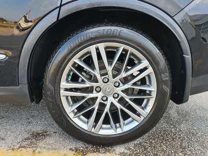 used 2022 Acura MDX car, priced at $53,995