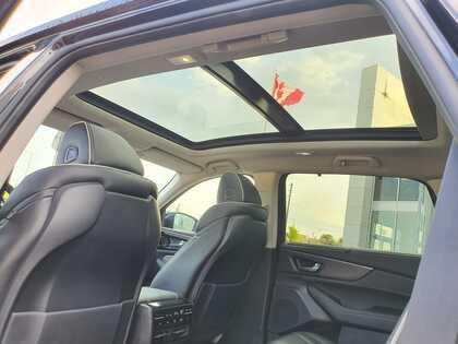 used 2022 Acura MDX car, priced at $53,995