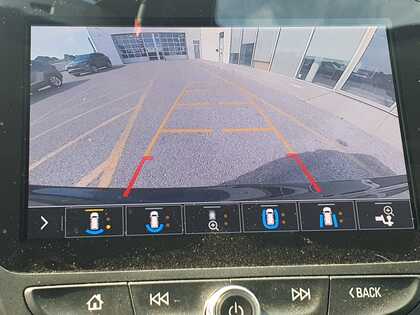 used 2020 Chevrolet Equinox car, priced at $20,995