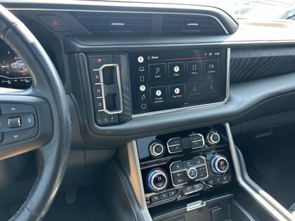 used 2022 GMC Yukon XL car, priced at $75,084