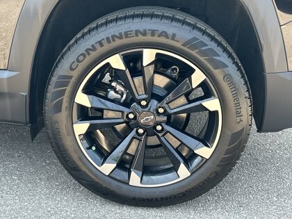 used 2025 Chevrolet Equinox car