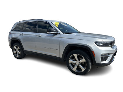 used 2022 Jeep Grand Cherokee car, priced at $46,999