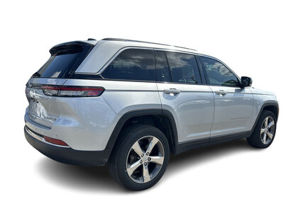 used 2022 Jeep Grand Cherokee car, priced at $46,999