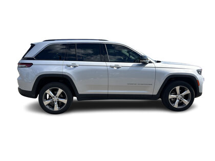 used 2022 Jeep Grand Cherokee car, priced at $46,999