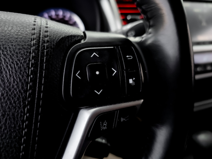 used 2019 Toyota Highlander car, priced at $33,995