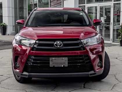 used 2019 Toyota Highlander car, priced at $33,995
