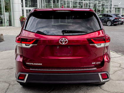 used 2019 Toyota Highlander car, priced at $33,995