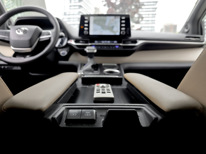 used 2022 Toyota Sienna car, priced at $57,995